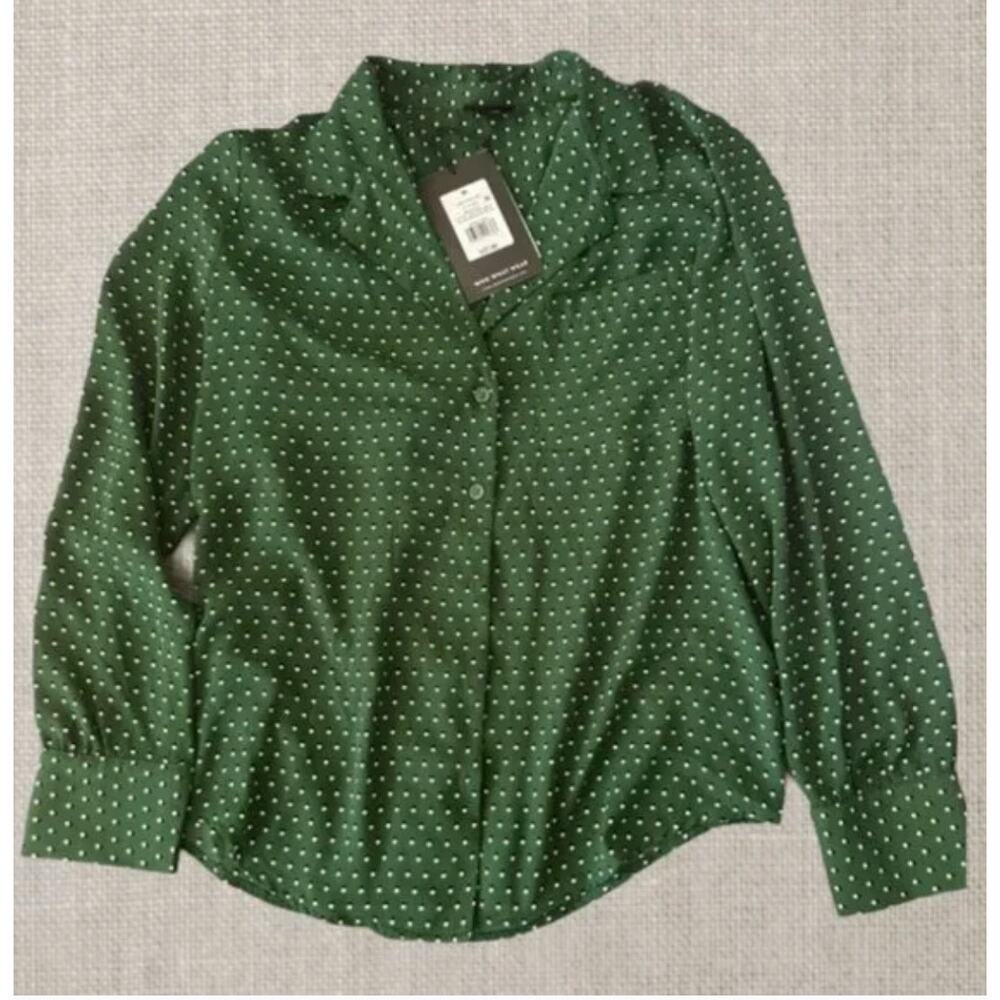 NWT Who What Wear Green Polka-Dot Button-Down Blouse Size M